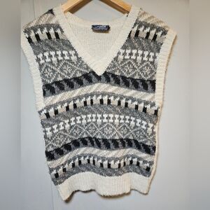 Haberdashery collection by personal VIntage Sweater Vest Petite Large Fairisle